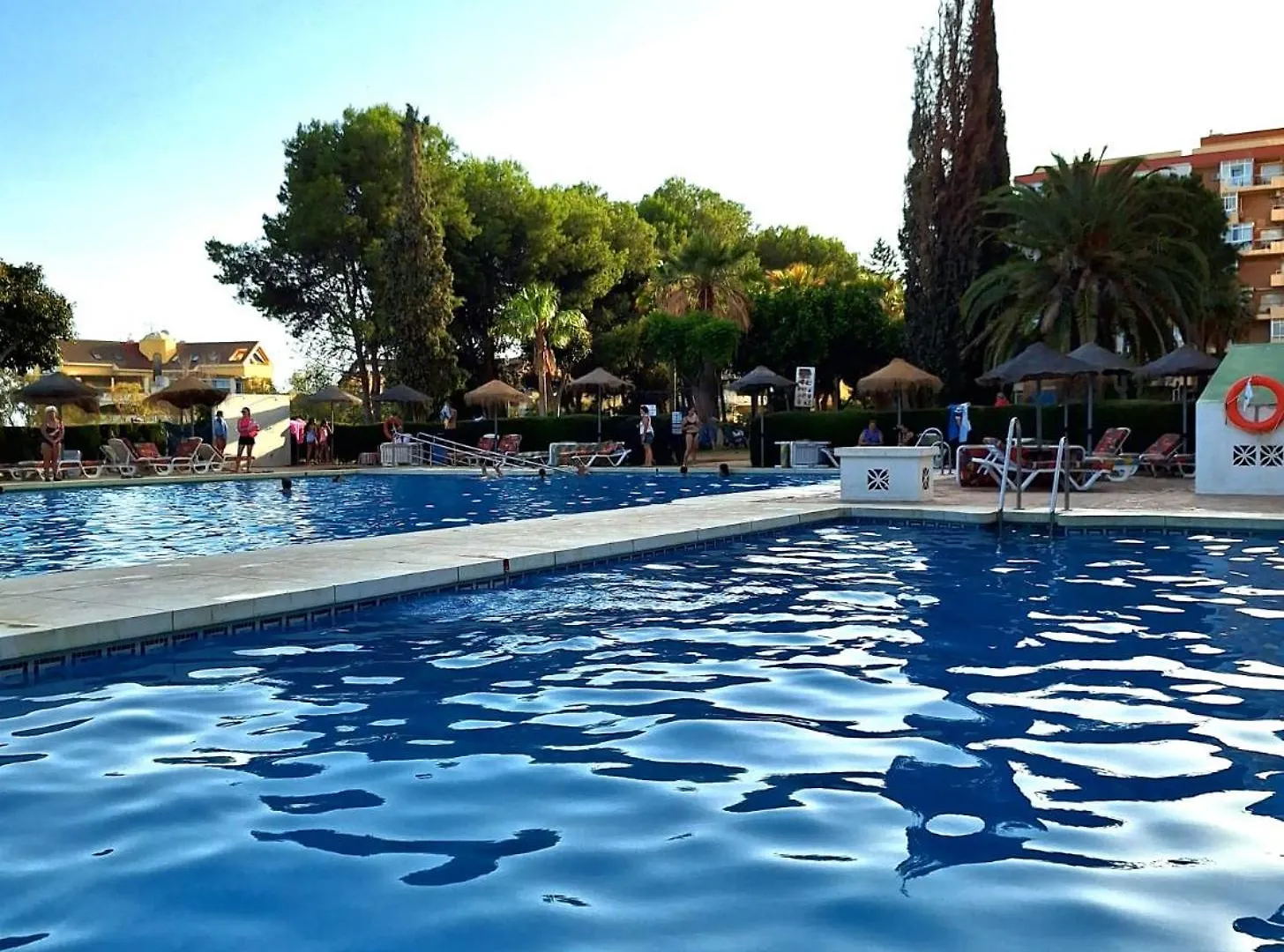 Aguila Luxury Apartment Benalmadena 0*,
